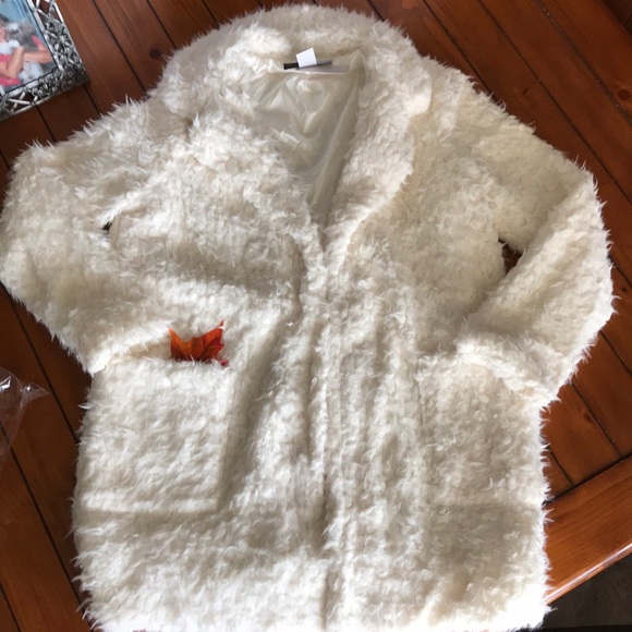 🦋1 Left Small Only🦋 Teddy Bear Coat Warm & Soft! - Picture 2 of 3
